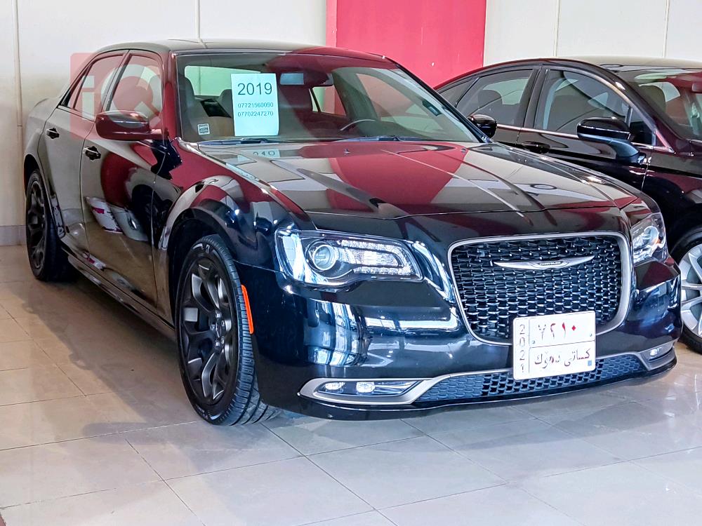 كرايسلر 300